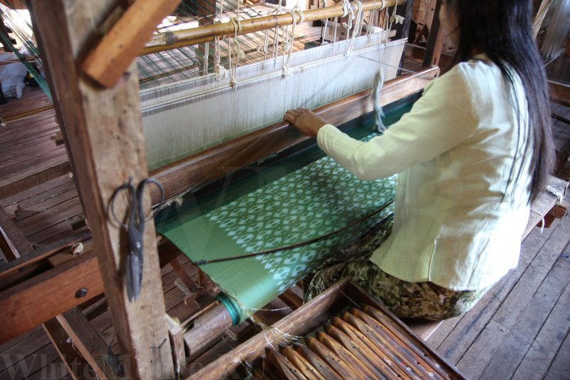 Khit Sunn Yin Lotus, Silk and Cotton Hand Weaving Centre景点图片