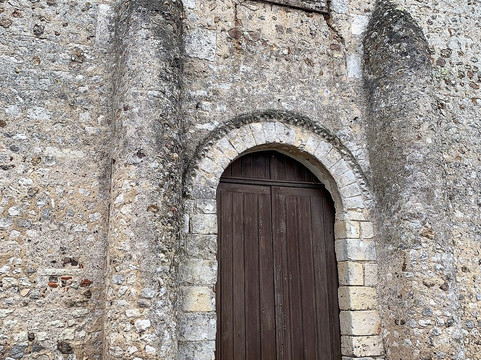 Eglise Saint-Martin-Autreche必去景点