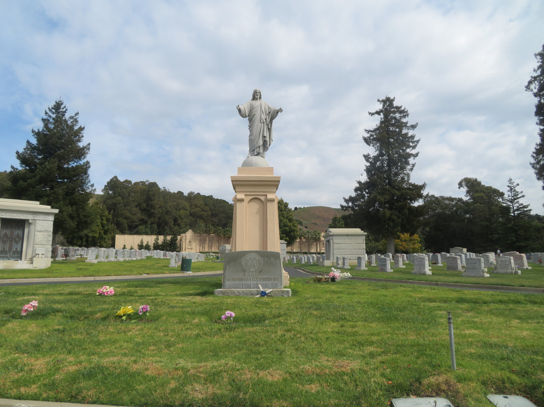 Holy Sepulchre Catholic Cemetery景点图片