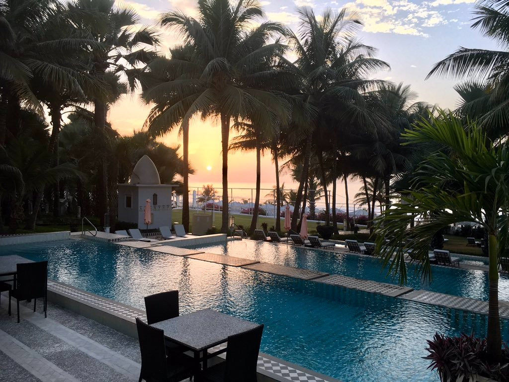 Coco Ocean Resort and Spa主图