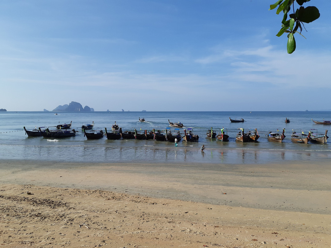 Ao Nang Longtail Boat Service Club景点图片