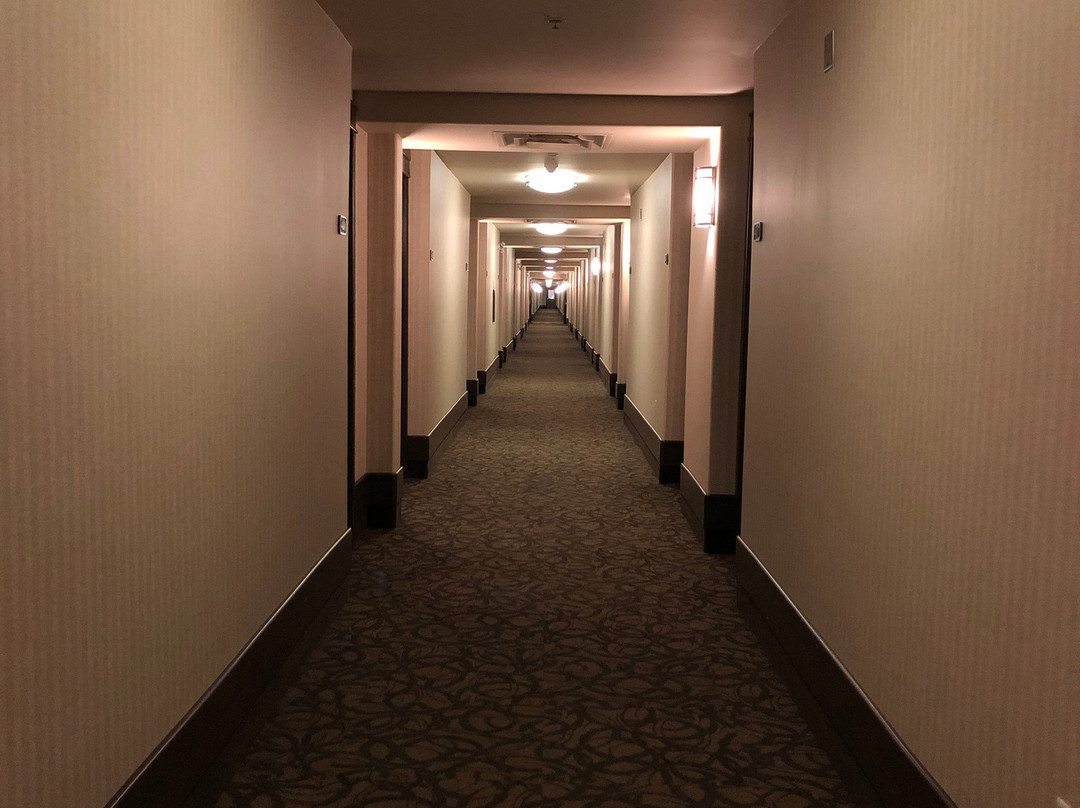 卡尔加里机场欢悦酒店主图