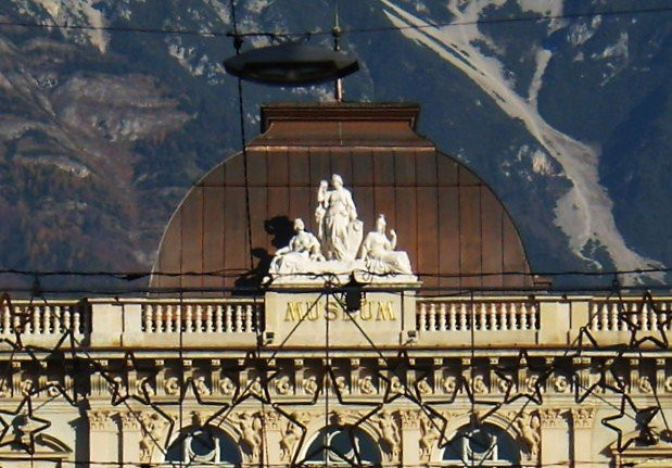 Tyrolean Provincial Museum (Tiroler Landesmuseum Ferdinandeum)景点图片