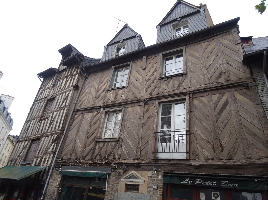 Place Sainte-Anne-雷恩必去景点