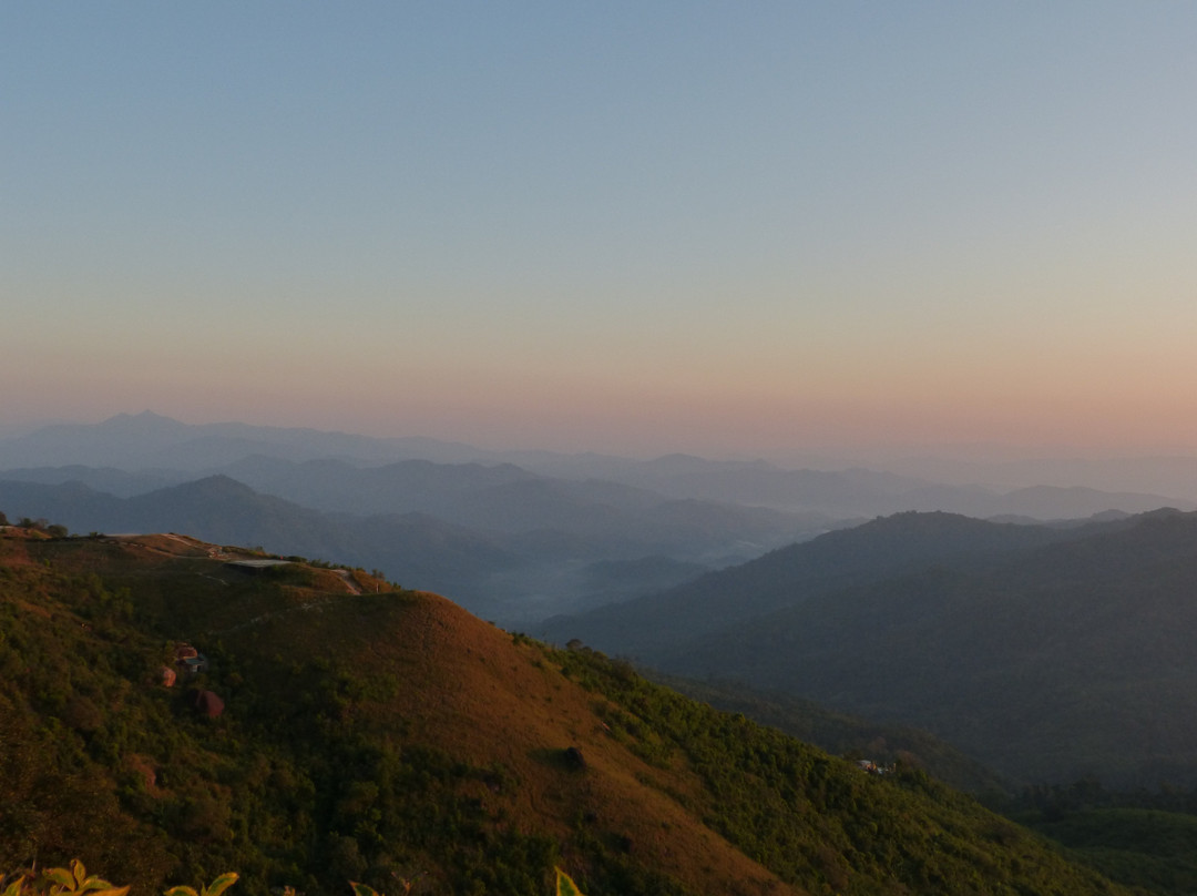 Mountain Top Hotel主图