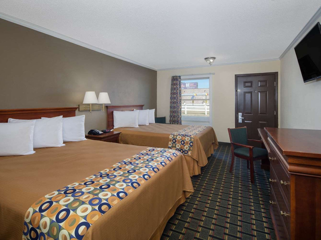 Travelodge by Wyndham Orangeburg主图