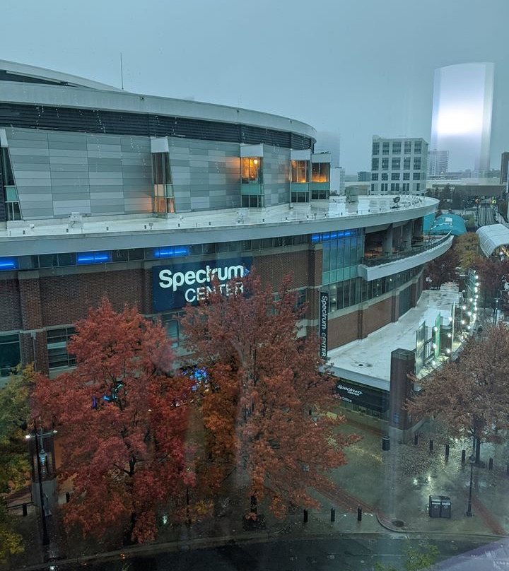 夏洛特上城SpringHill Suites酒店主图