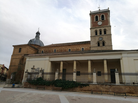 Iglesia de San Miguel-Villalon de Campos必去景点