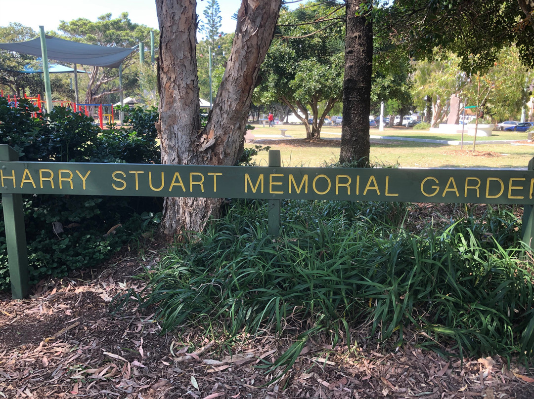 Harry Stuart Memorial Gardens景点图片