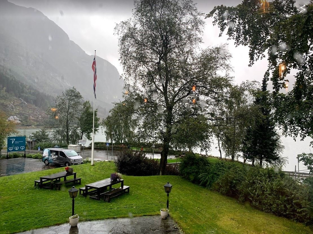 Trolltunga Hotel主图
