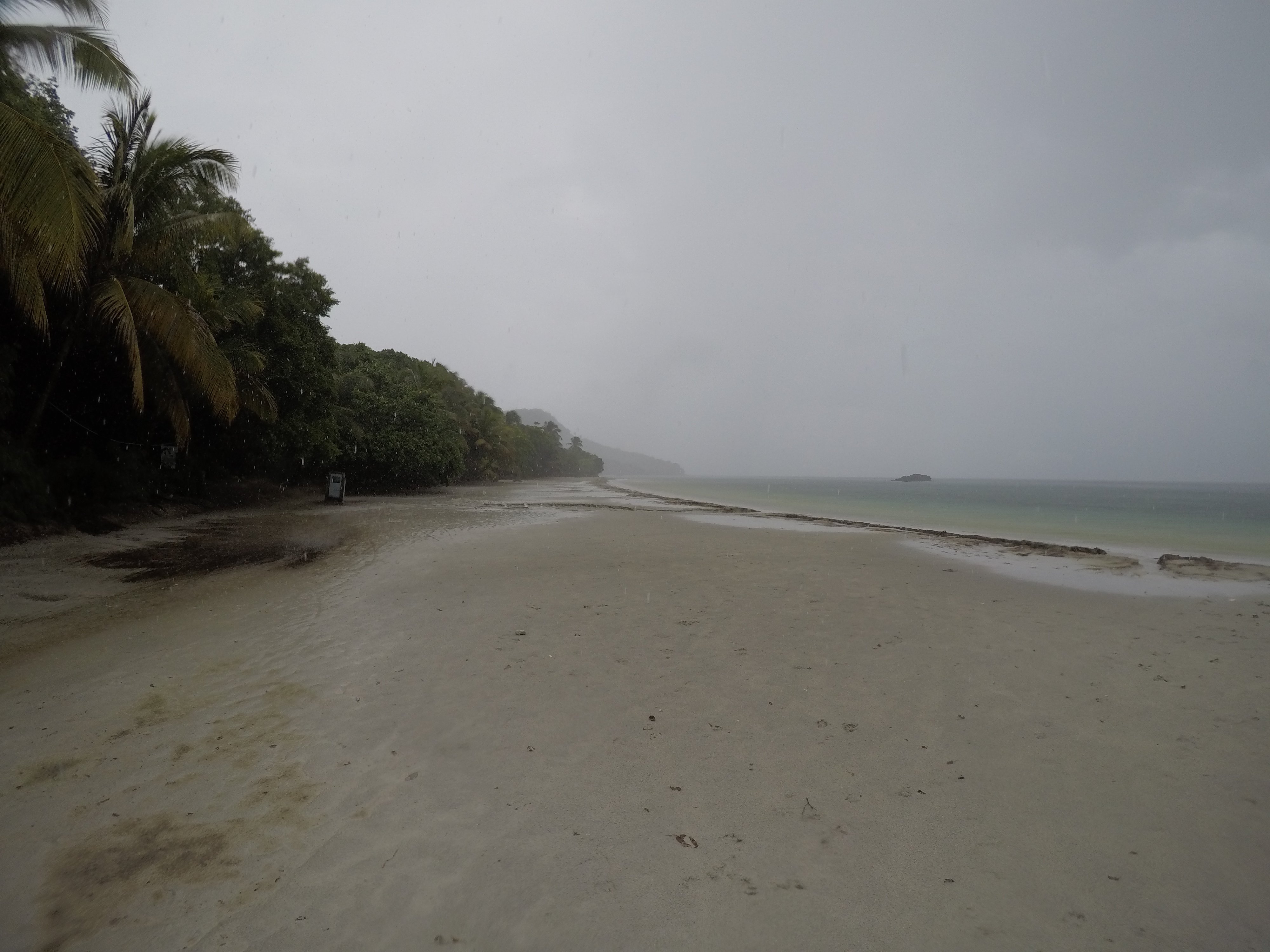 Posada Sunshine Paradise-泳池