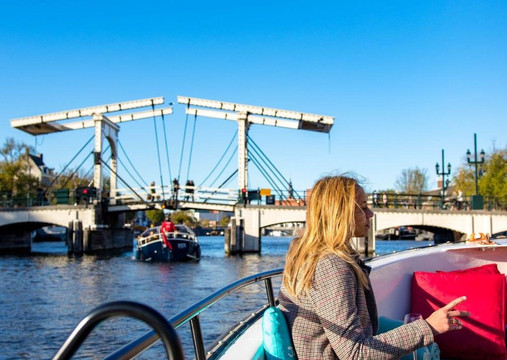 Sloepon Amsterdam Canal Tours