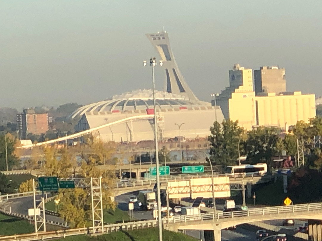 Hotel Dauphin Montreal - Longueuil主图