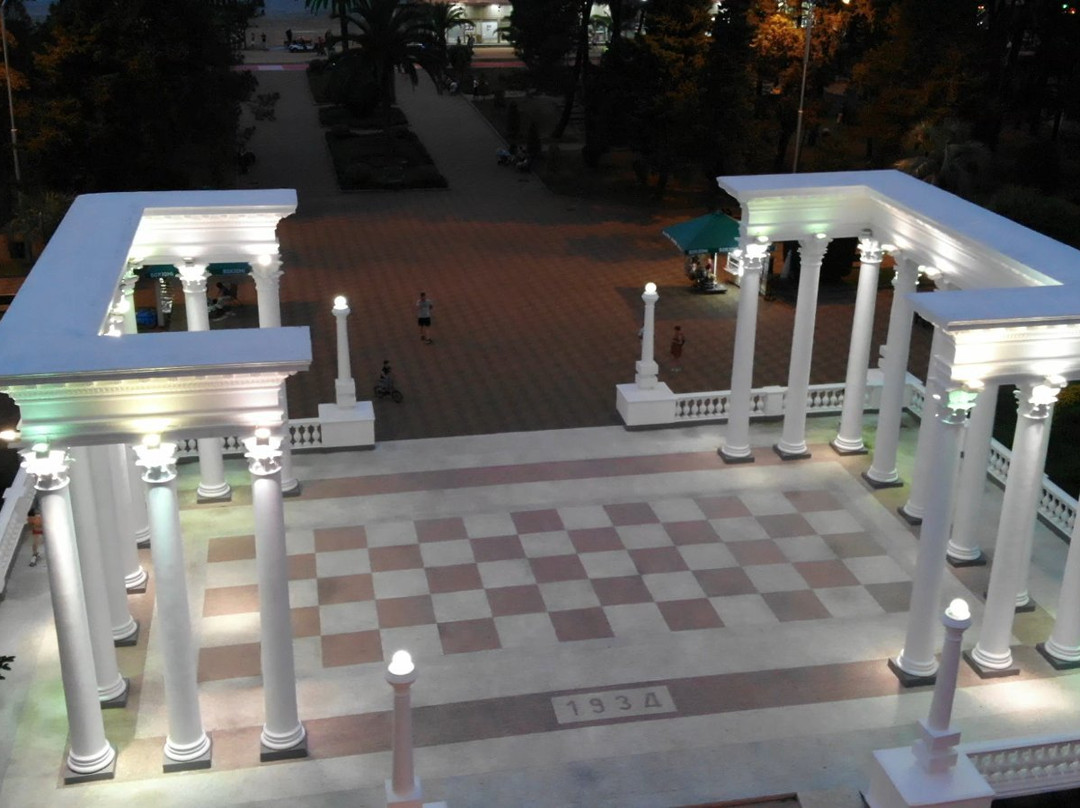 Colonnades-巴统必去景点