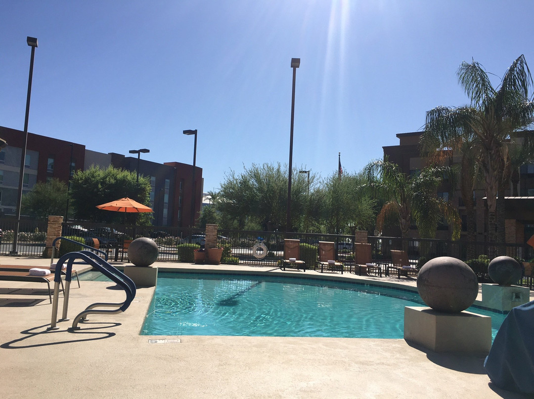 Hampton Inn & Suites Phoenix Glendale-Westgate主图
