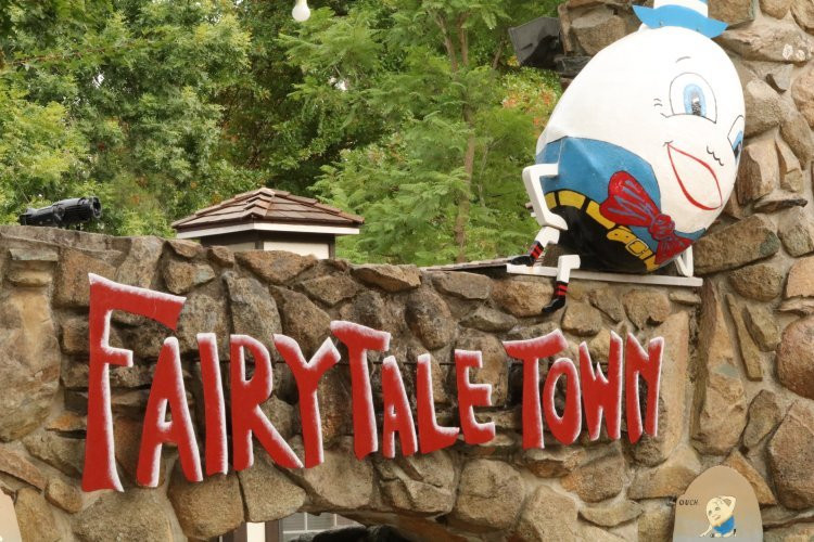 Fairytale Town-沙加缅度必去景点