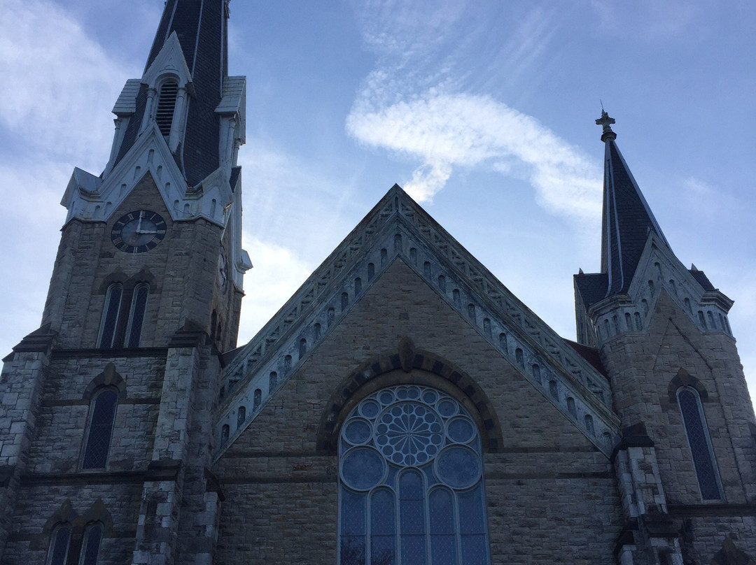 Riverfront Antiques & Design Center