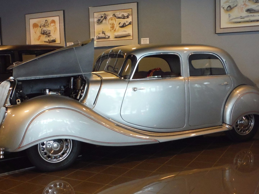 Tampa Bay Automobile Museum景点图片