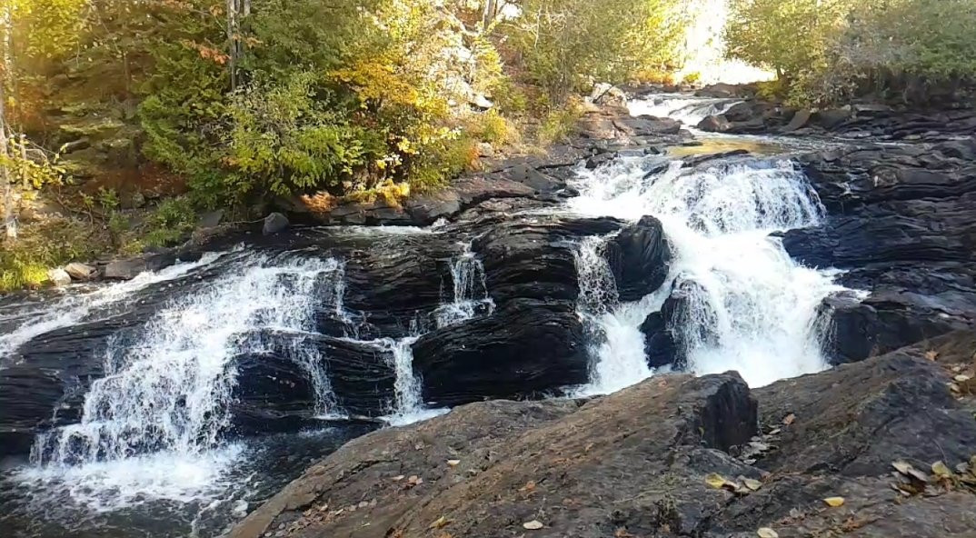 Egan Chutes Provincial Park-班克罗夫特必去景点