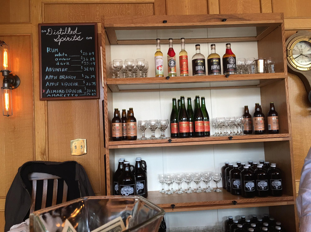 Mount Defiance Cidery & Distillery景点图片