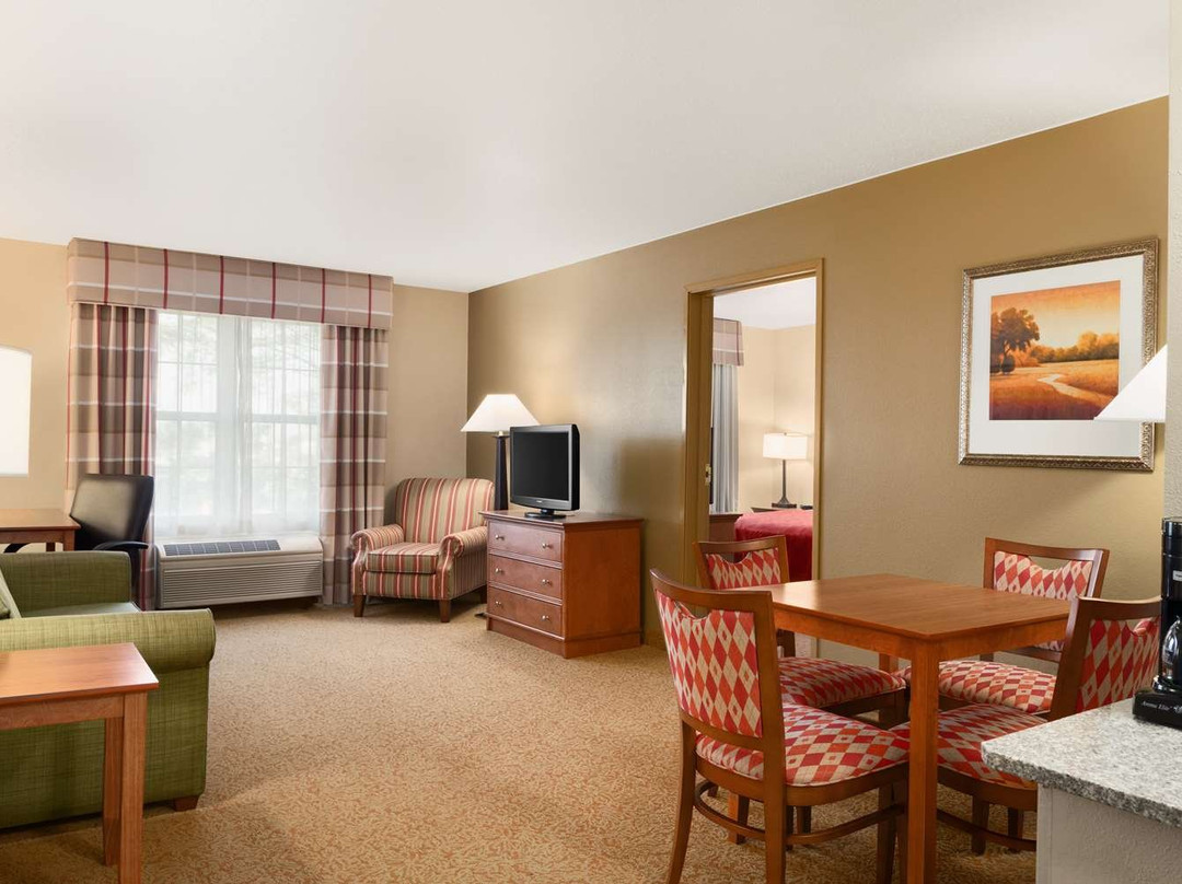 西卡摩尔卡尔森江山旅馆&套房酒店主图