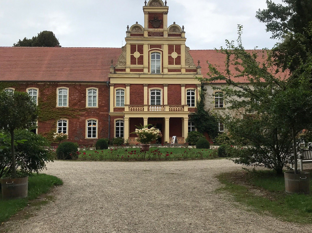 Modemuseum Schloss Meyenburg景点图片