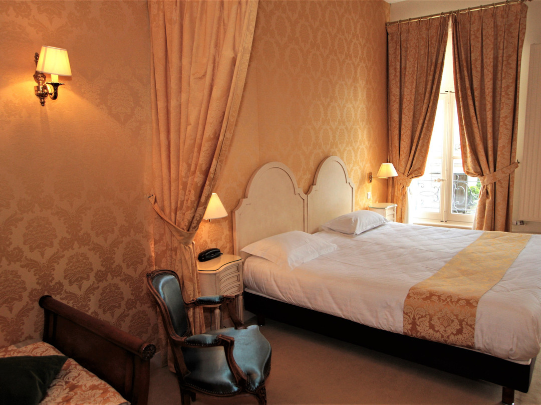 Hôtel Le Régent主图