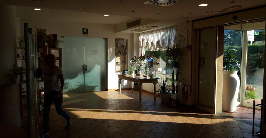 达堤妮酒店主图