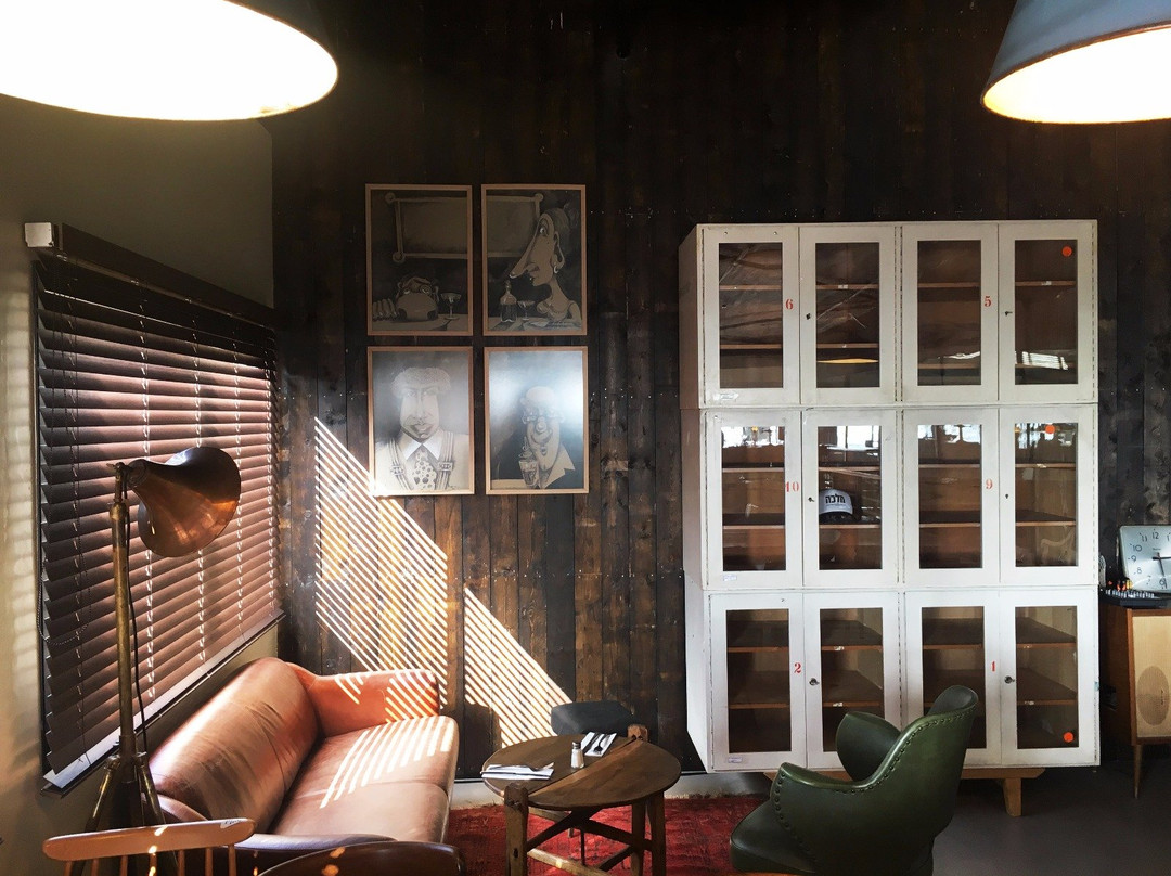 Lapidot餐馆和美食-Malka Saloon