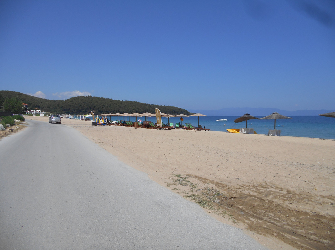 Comitsa Beach景点图片