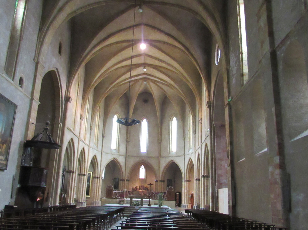 Eglise de Saint Volusien景点图片