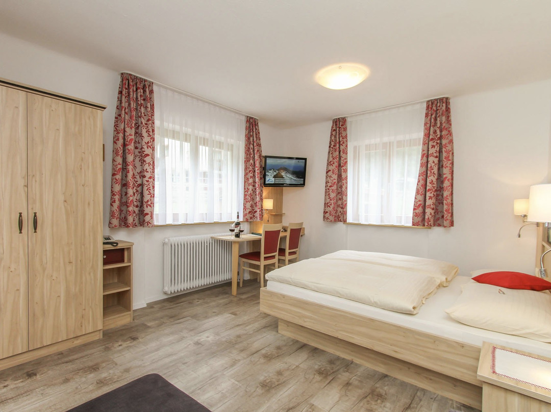 Schmittental Hotel Pension主图