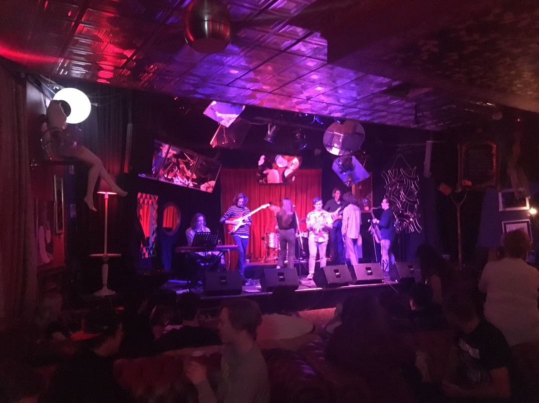 Lazybones Lounge Restaurant & Bar-马里克维尔必去景点