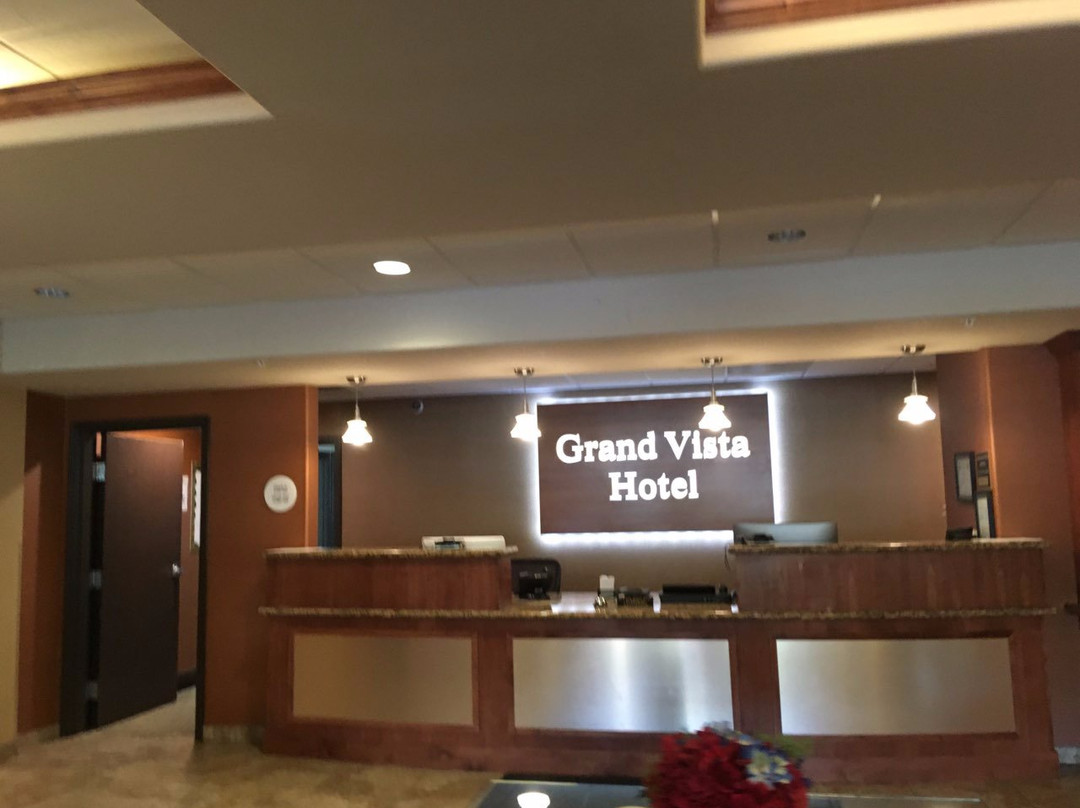 Grand Vista Hotel主图