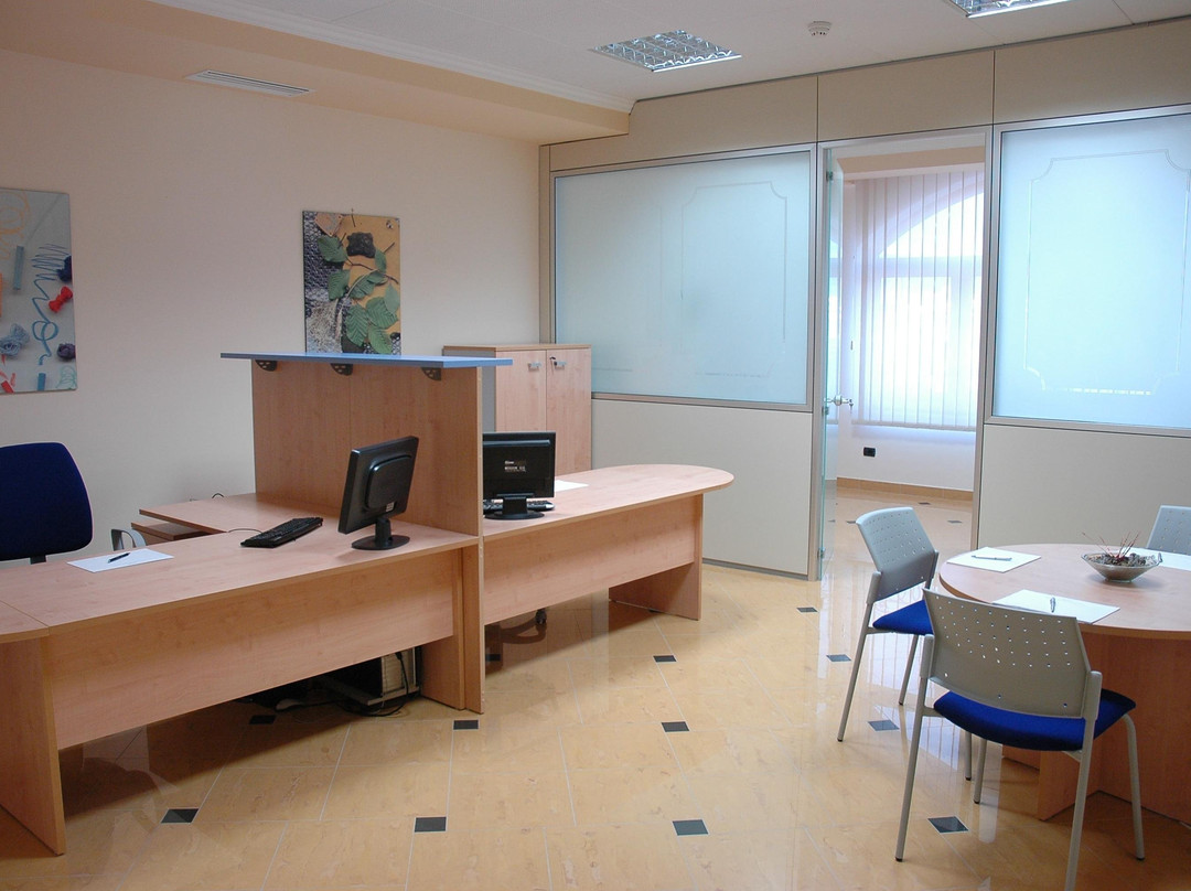 MAJESTIC Business Center-巴蒂帕利亚必去景点