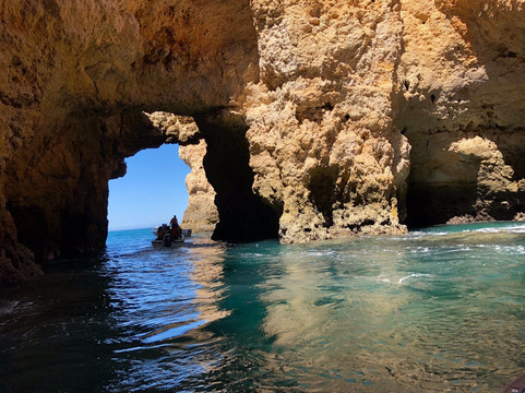 iCAB Transfers-法罗必去景点