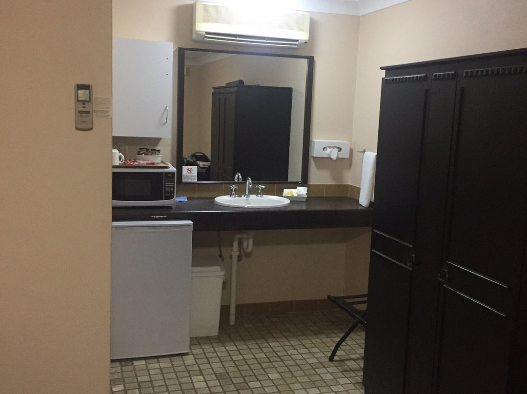 Hideaway Motor Inn主图