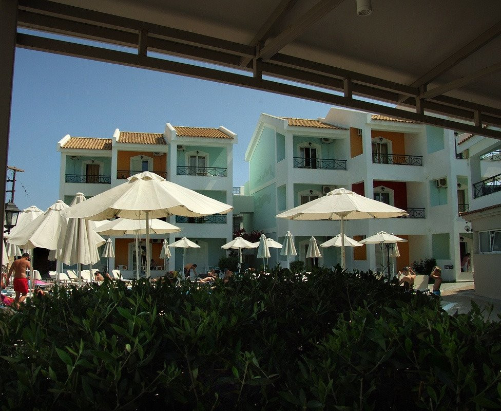 Maistrali Hotel & Apartments主图