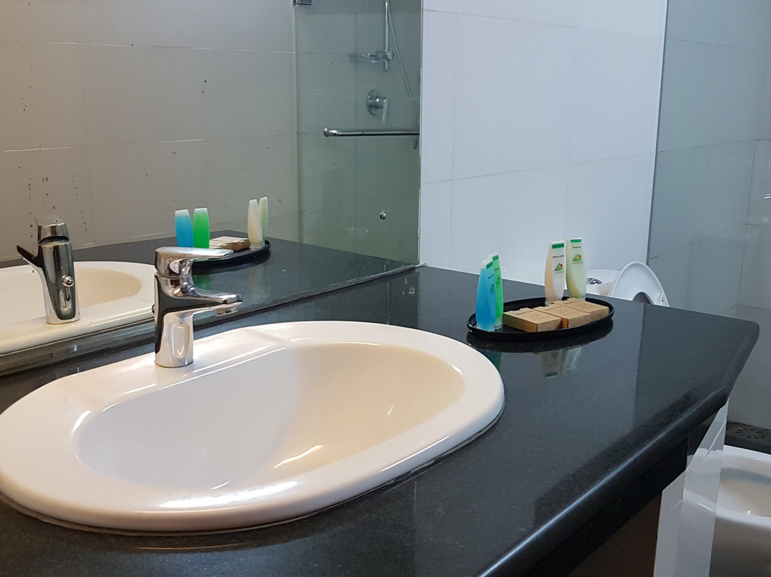 Lavendish Okrin Hotel主图