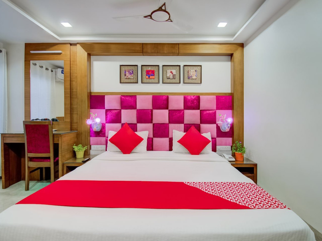 Capital O 29191 Hotel Devamrit主图