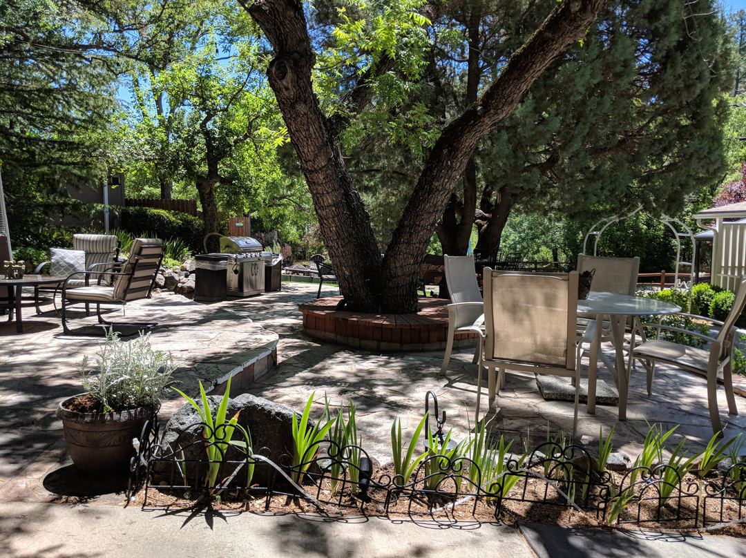 Prescott Pines Inn主图