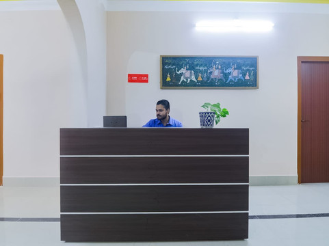 OYO 22435 Ramdhenu Homes主图