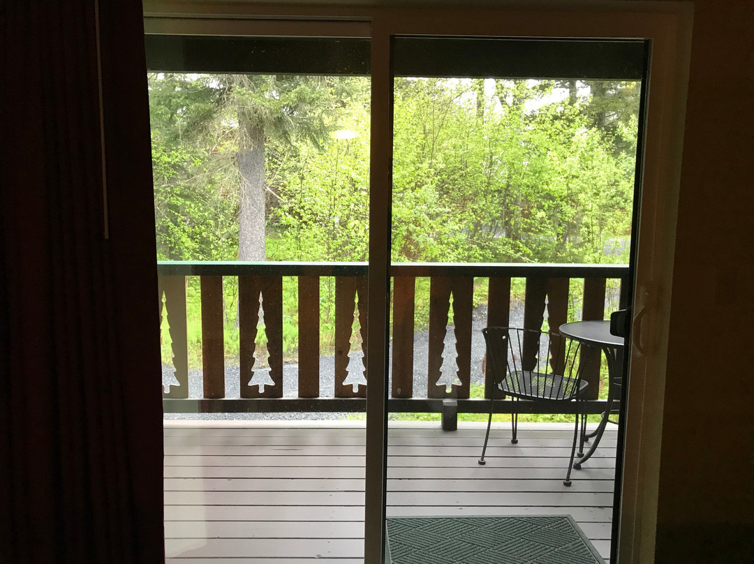 苏华德风歌旅舍主图