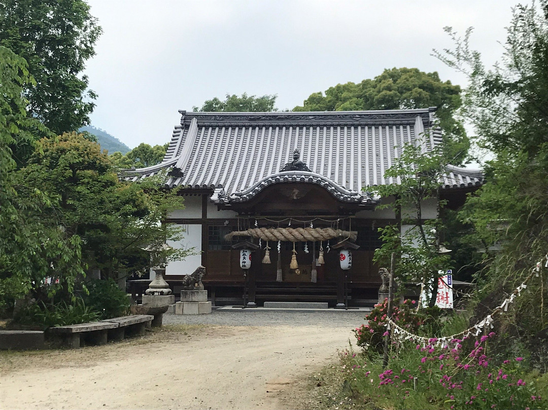 Kamara Shrine景点图片