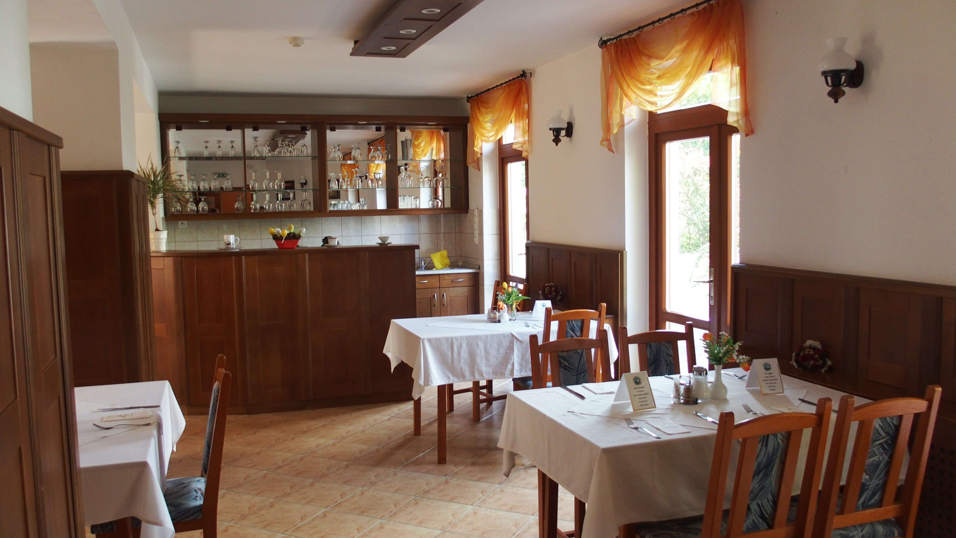 Pihenokereszt Panzio-餐饮