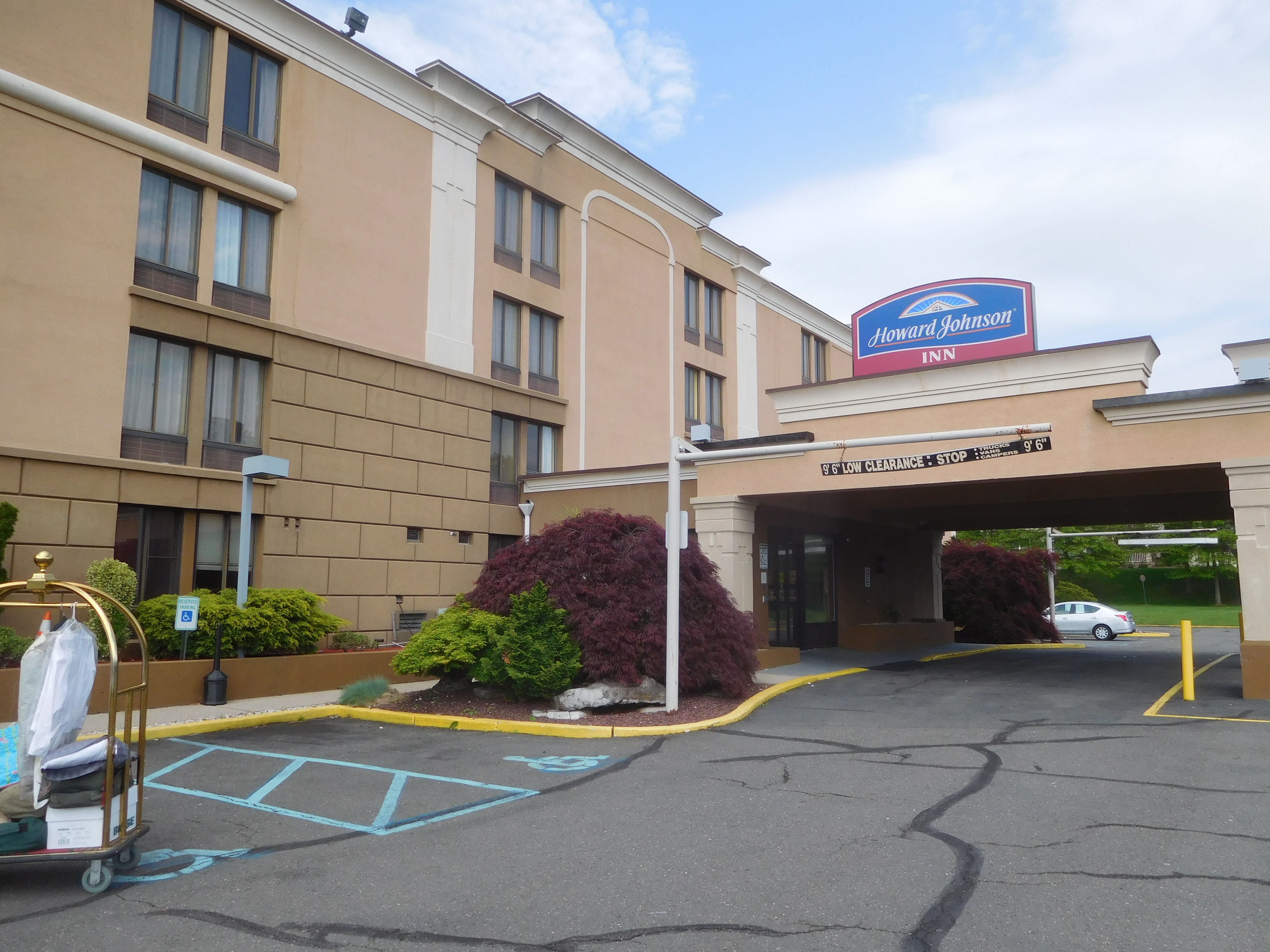 Howard Johnson by Wyndham Suffern-浴室