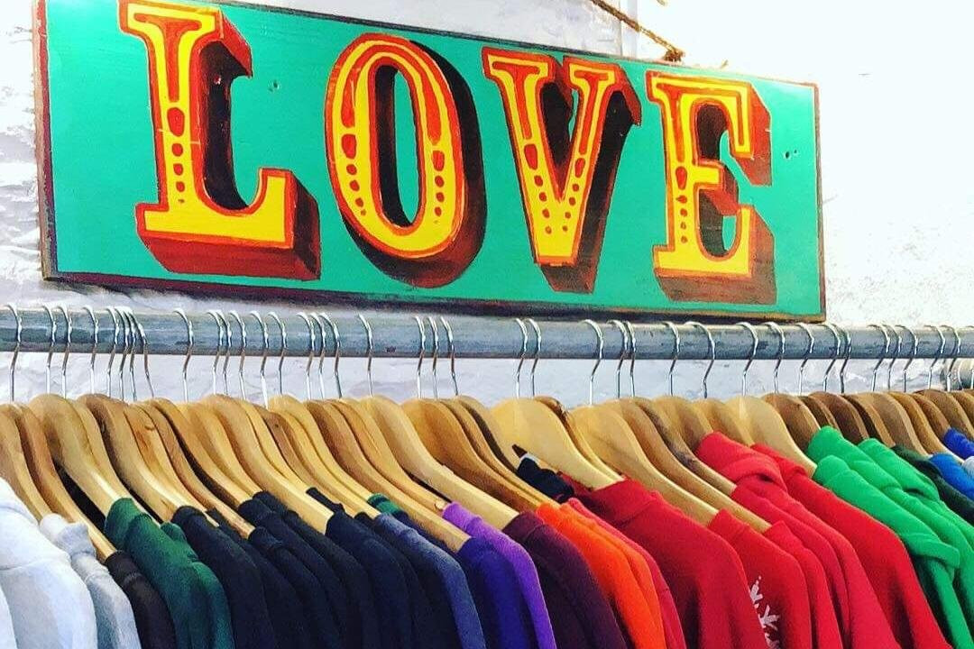 Enjoy Clothing景点图片