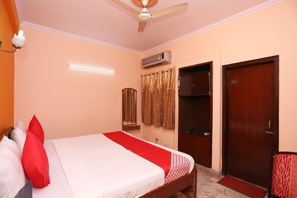 OYO 15398 The Grand Avenue Hotel主图