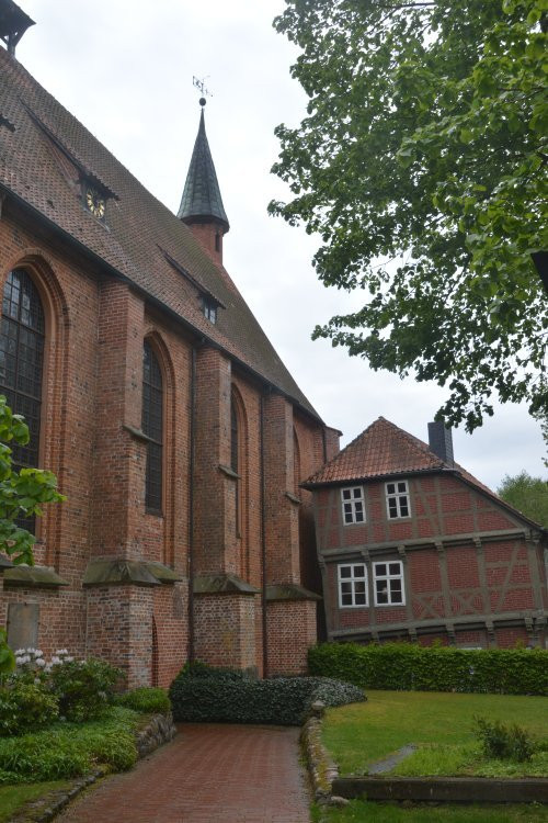 Isenhagen Abbey景点图片