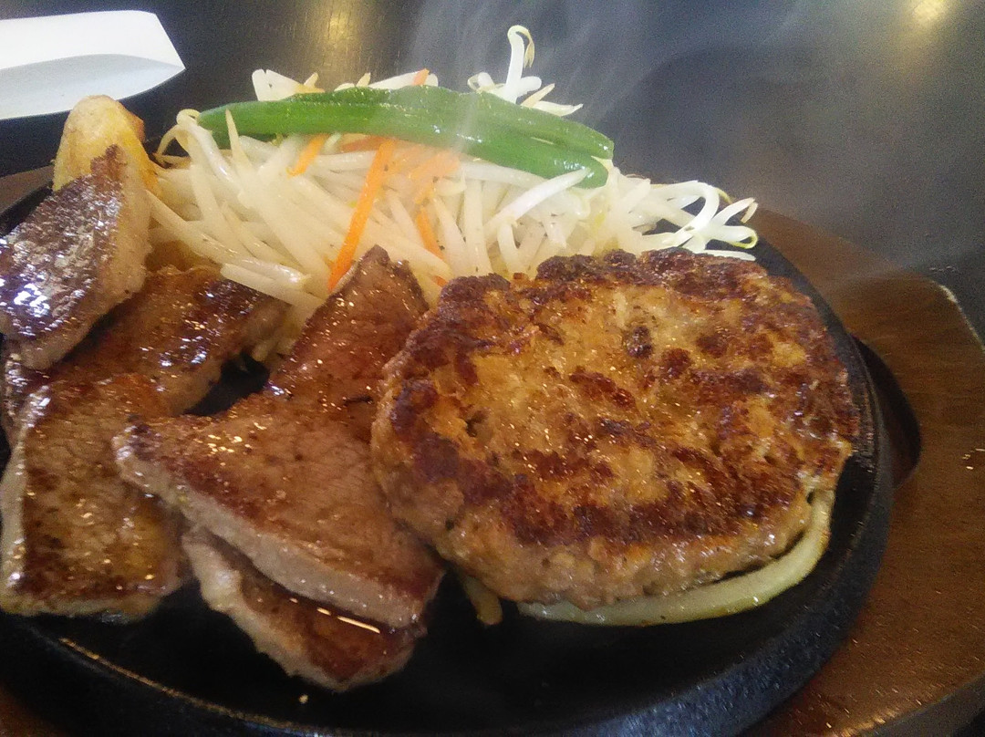 肉のはせ川 四日市平町店主图